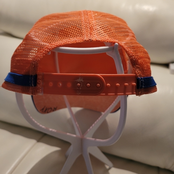 Ladies snapback cap - Picture 2 of 3